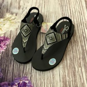 NWT Skechers Yoga Foam Sandals